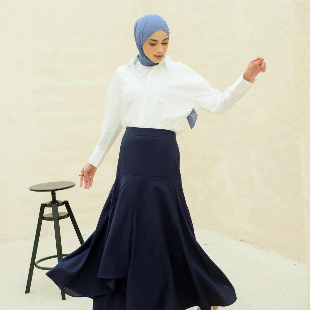 Aera Skirt Navy