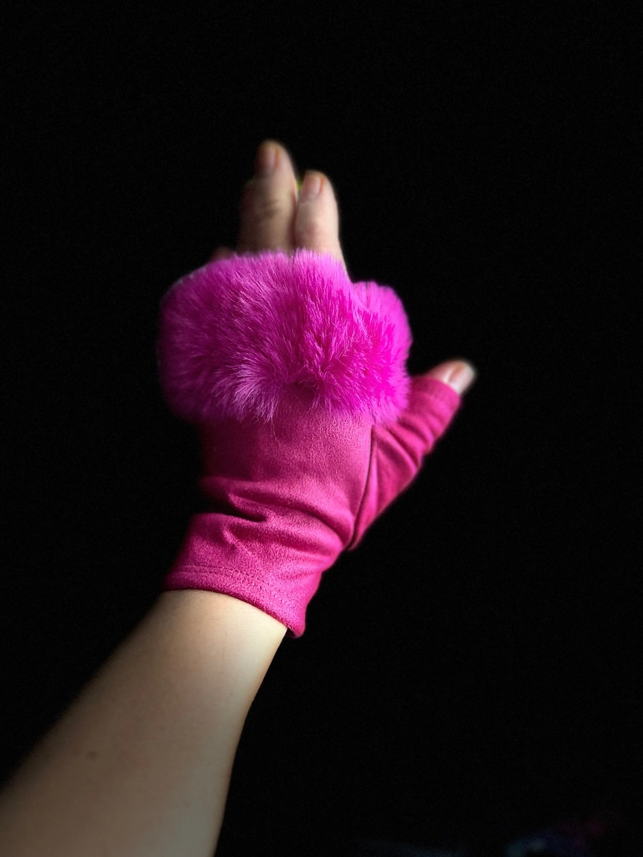Fuchsia Pink Suede Fingerless Gloves with Faux Fur details,Winter Gloves,Women Gloves,Great Gifts for Mom,Her,Birthday and Christmas