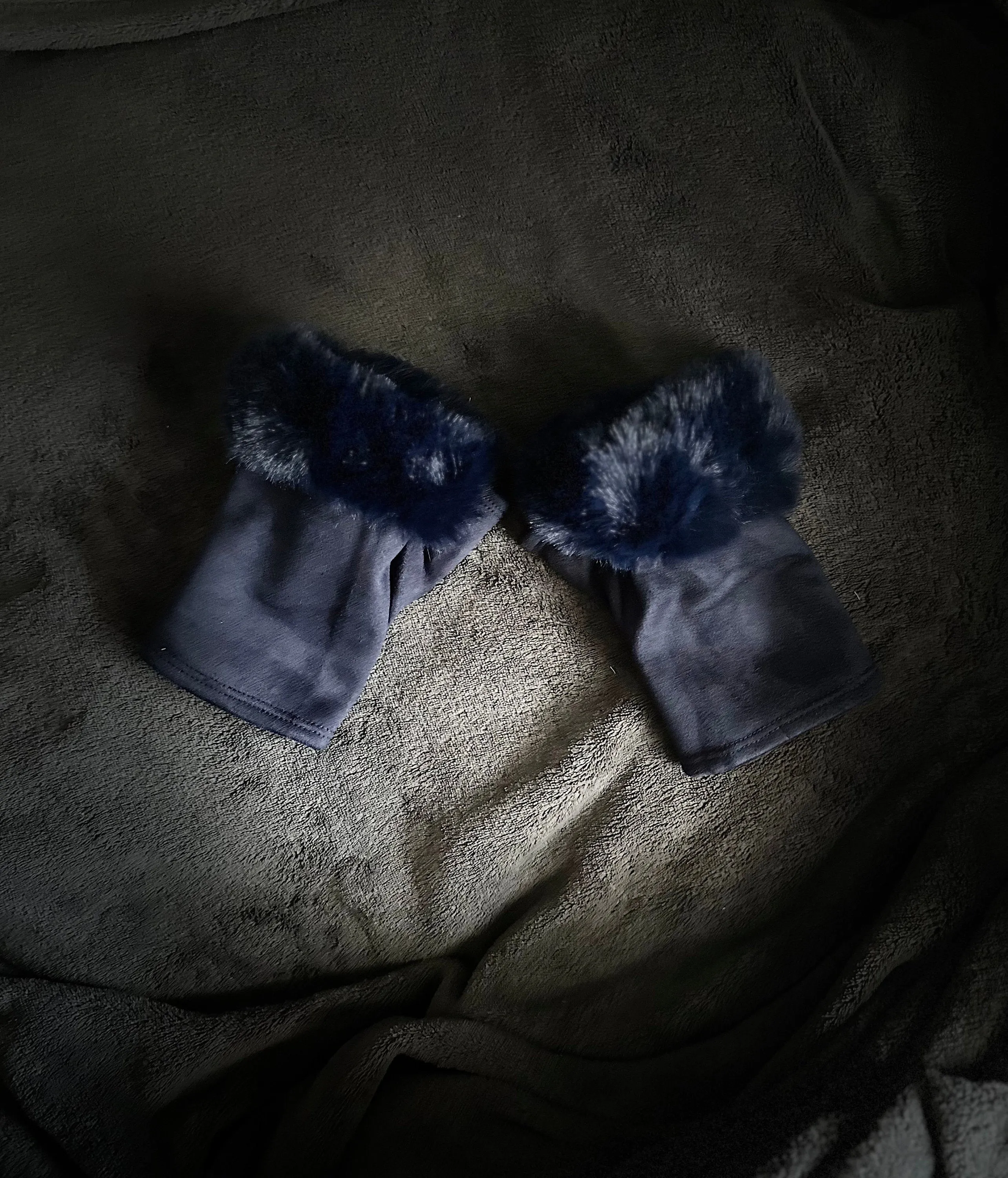 Navy Blue Suede Fingerless Gloves with Faux Fur details,Winter Gloves,Women Gloves,Great Gifts for Mom,Her,Birthday and Christmas