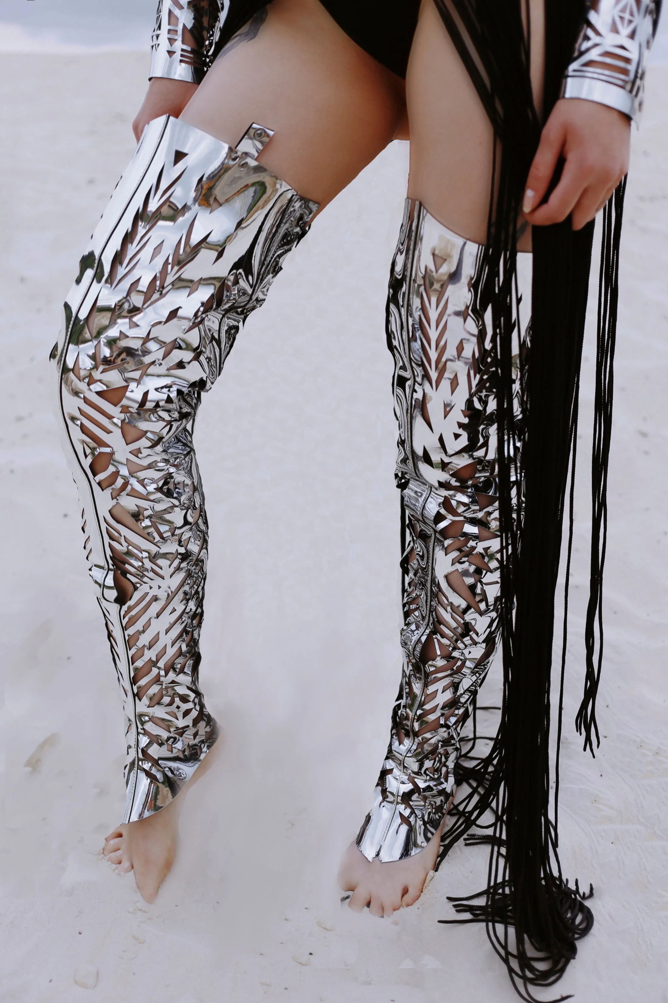 Set / over-the-knee boots, belt, bra / GOLD