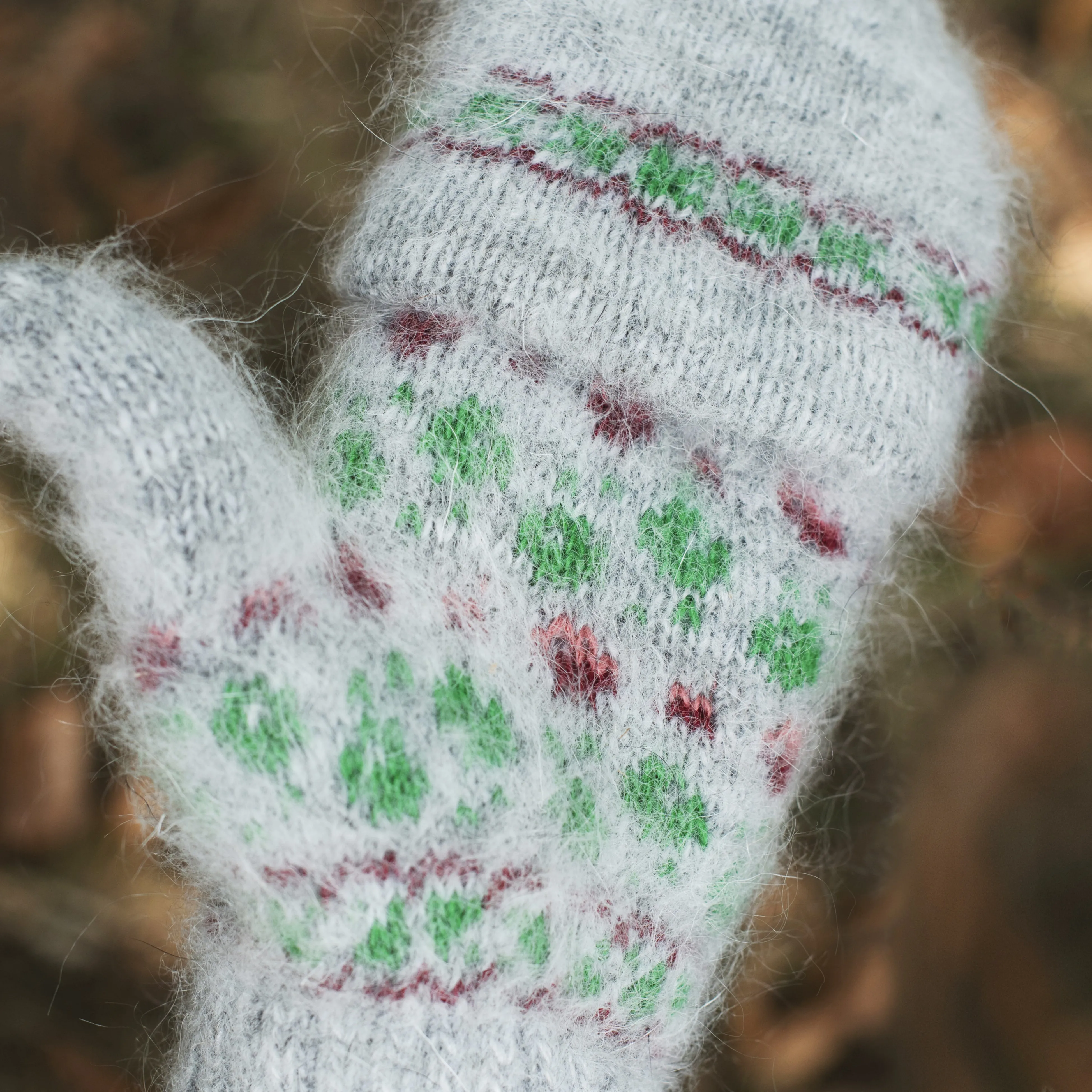 Women's Winterberries Goat Wool Mitten Gloves